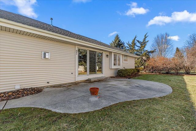 W157S7848 Quietwood DRIVE, Muskego, WI 53150