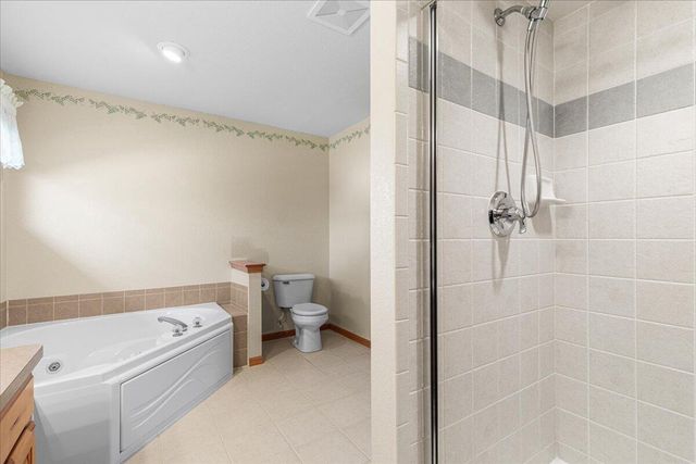 W157S7848 Quietwood DRIVE, Muskego, WI 53150