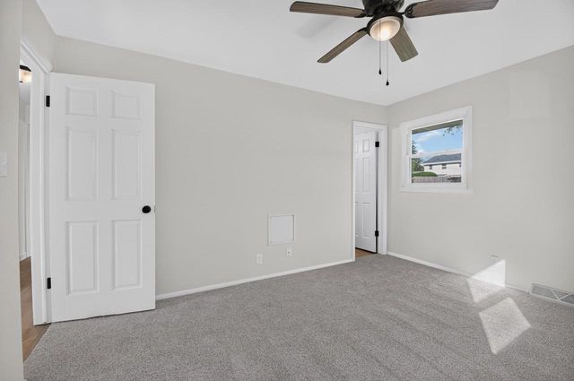 8101 62nd AVENUE, Kenosha, WI 53142