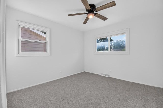 8101 62nd AVENUE, Kenosha, WI 53142