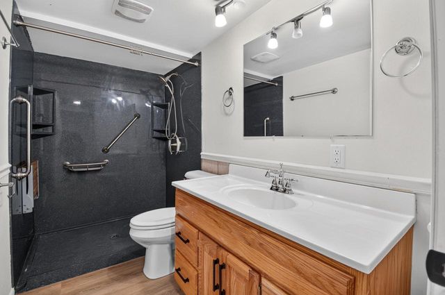 8101 62nd AVENUE, Kenosha, WI 53142