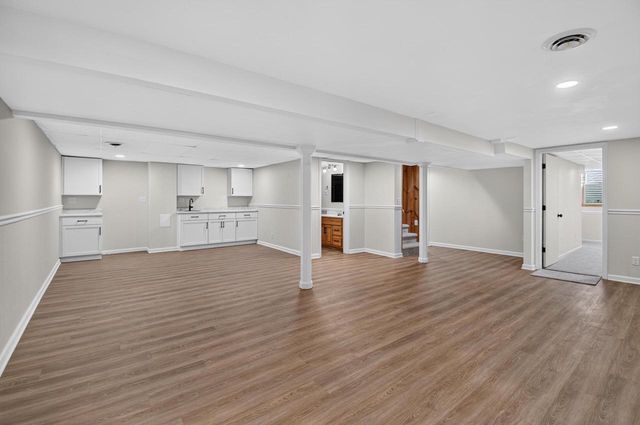 8101 62nd AVENUE, Kenosha, WI 53142