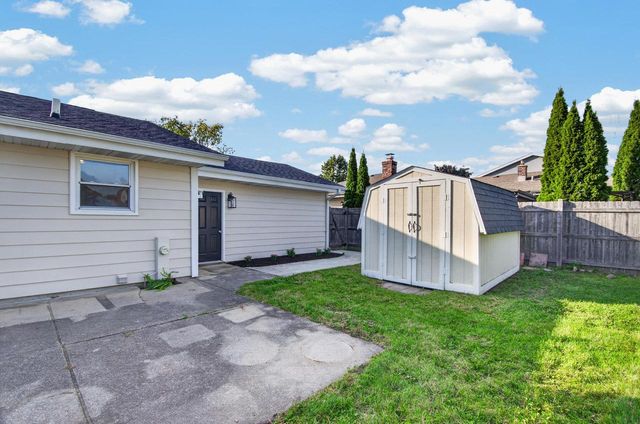 8101 62nd AVENUE, Kenosha, WI 53142