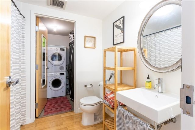 156 Porter St 112, Boston, MA 02128
