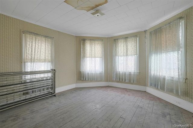 25 E Broome Street, Port Jervis, NY 12771