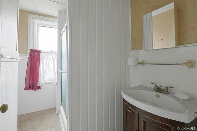 25 E Broome Street, Port Jervis, NY 12771