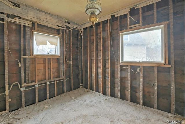 25 E Broome Street, Port Jervis, NY 12771