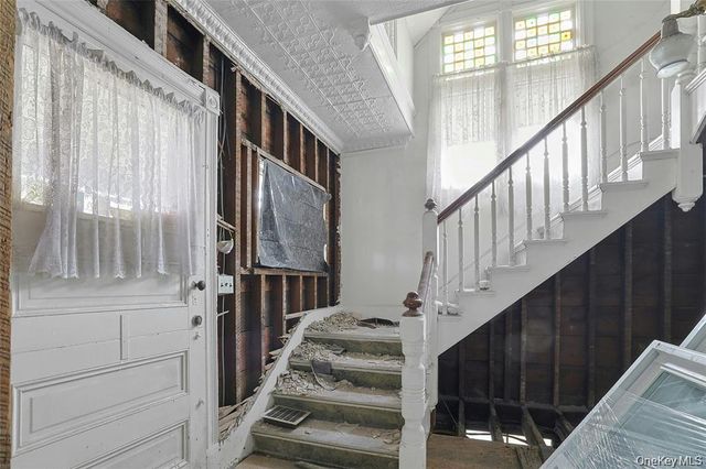 25 E Broome Street, Port Jervis, NY 12771