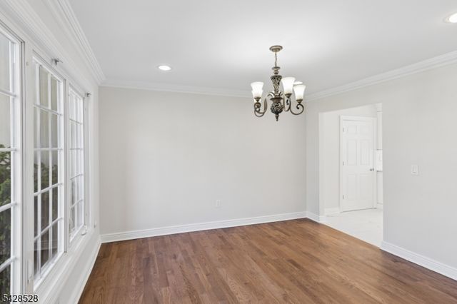 49 Hall Dr, Clark Twp., NJ 07066