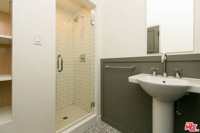 1136 S HAYWORTH Avenue, Los Angeles, CA 90035