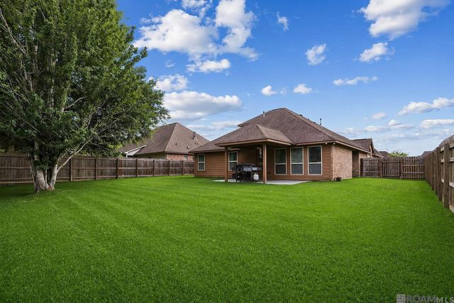 6707 Royal Oaks Ct, Zachary, LA 70791