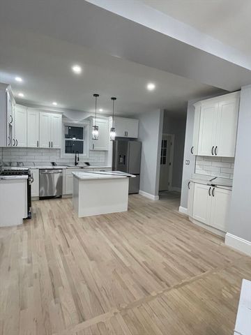 346 South St, Randolph, MA 02368