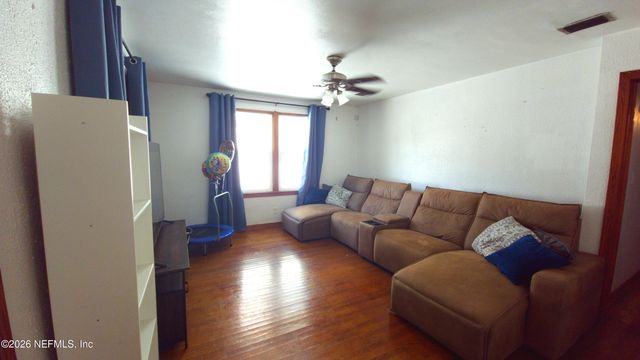 125 E 45TH Street, Jacksonville, FL 32208
