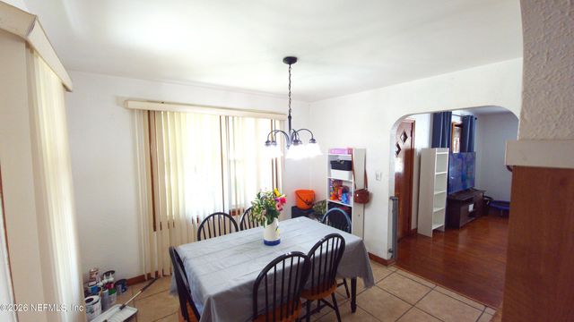 125 E 45TH Street, Jacksonville, FL 32208