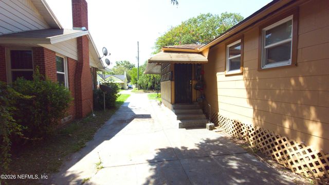125 E 45TH Street, Jacksonville, FL 32208