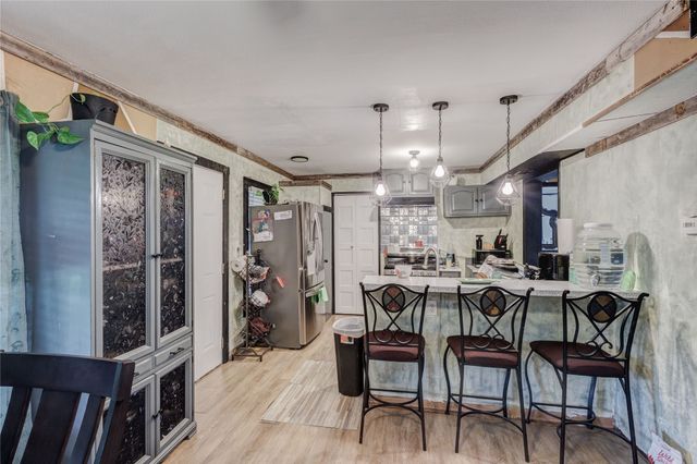 5716 Thousand Oaks Drive, Joshua, TX 76058