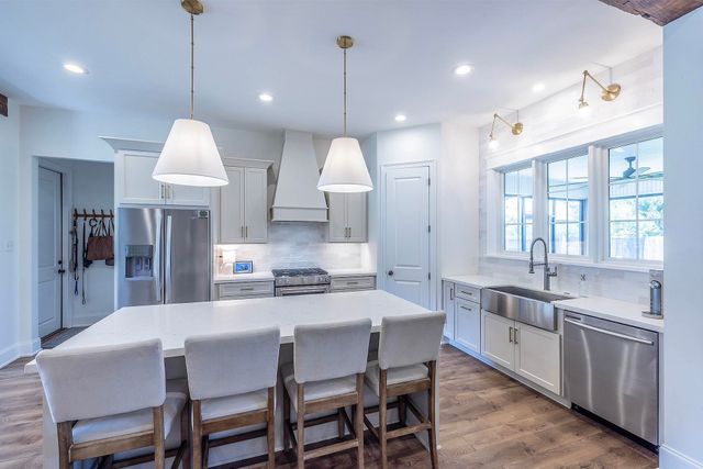 2908 Quiet Oak Place, Houma, LA 70395