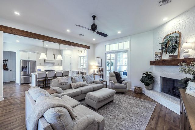 2908 Quiet Oak Place, Houma, LA 70395