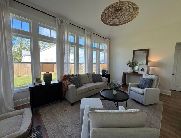 2908 Quiet Oak Place, Houma, LA 70395