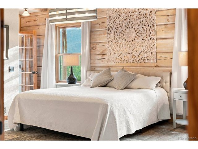 3336 Huckleberry Way, Loveland, CO 80538
