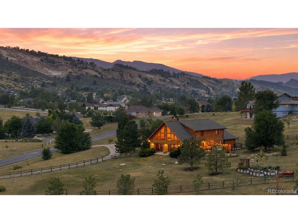 3336 Huckleberry Way, Loveland, CO 80538