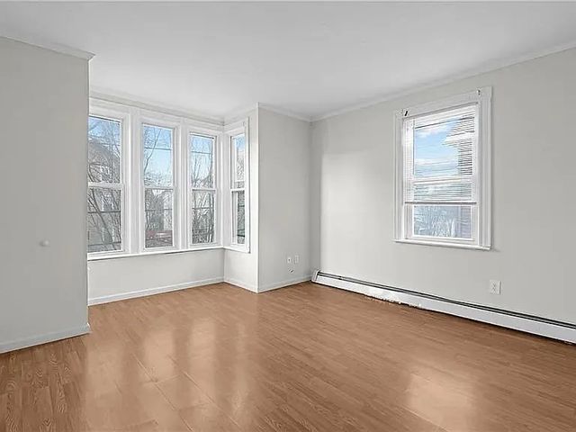 77 Pekin 2, Providence, RI 02908