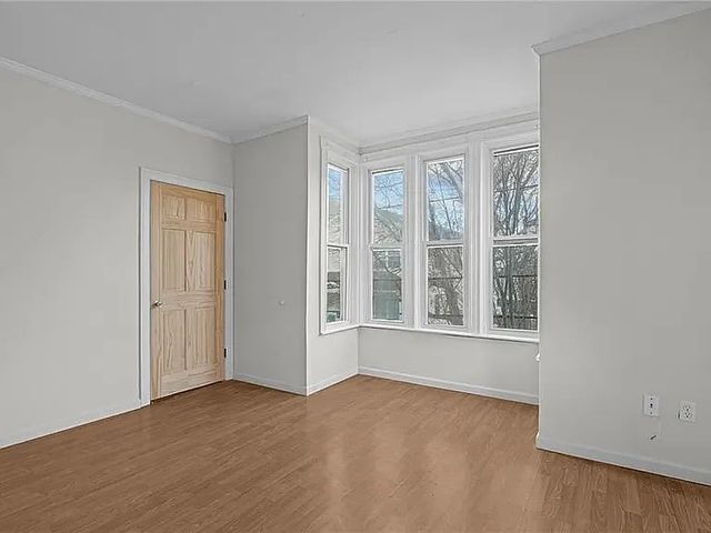 77 Pekin 2, Providence, RI 02908