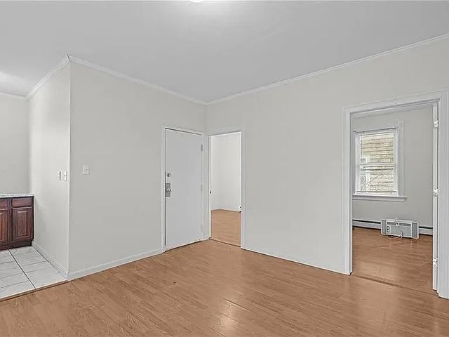 77 Pekin 2, Providence, RI 02908