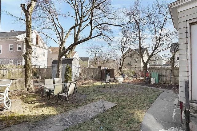 77 Pekin 2, Providence, RI 02908