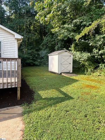 19 Lee Way, Taylors, SC 29687