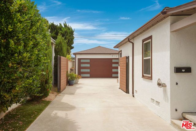 6742 W 87th Street, Los Angeles, CA 90045