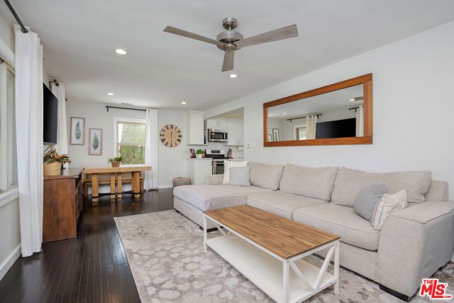 6742 W 87th Street, Los Angeles, CA 90045