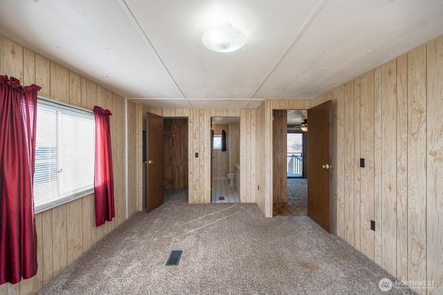 4934 Road M NE, Moses Lake, WA 98837