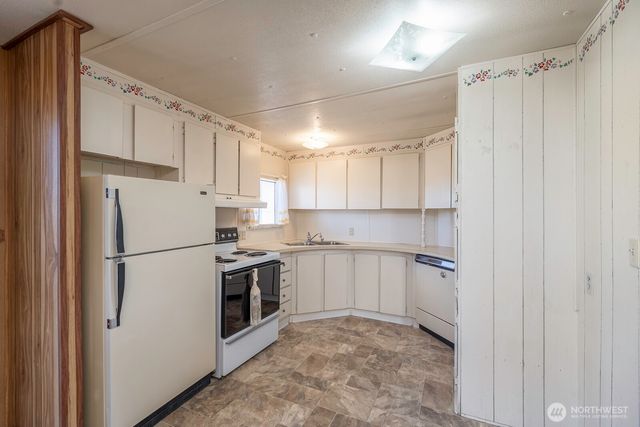 4934 Road M NE, Moses Lake, WA 98837