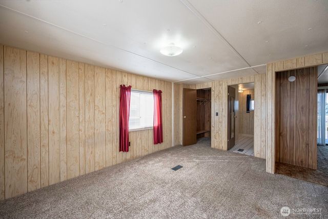 4934 Road M NE, Moses Lake, WA 98837