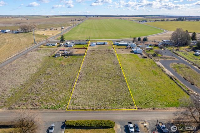 4934 Road M NE, Moses Lake, WA 98837