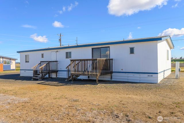 4934 Road M NE, Moses Lake, WA 98837