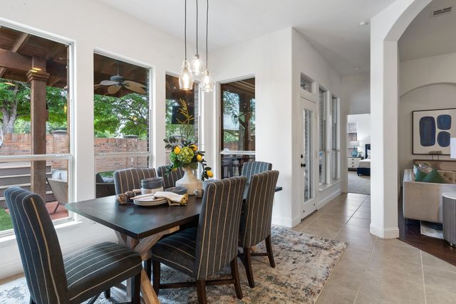 9627 Crown Ridge Drive, Frisco, TX 75035