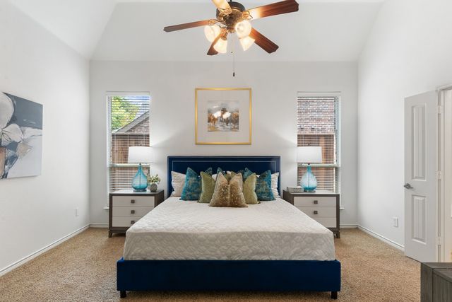 9627 Crown Ridge Drive, Frisco, TX 75035