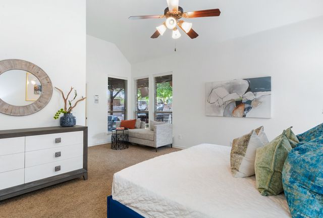 9627 Crown Ridge Drive, Frisco, TX 75035