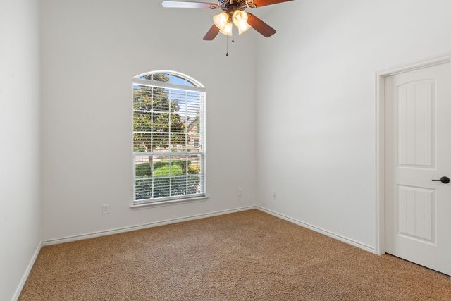 9627 Crown Ridge Drive, Frisco, TX 75035