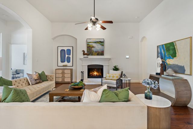 9627 Crown Ridge Drive, Frisco, TX 75035