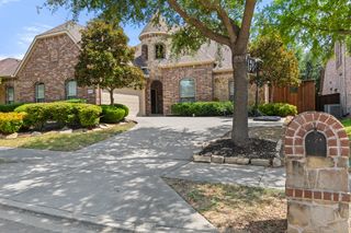 9627 Crown Ridge Drive, Frisco, TX 75035