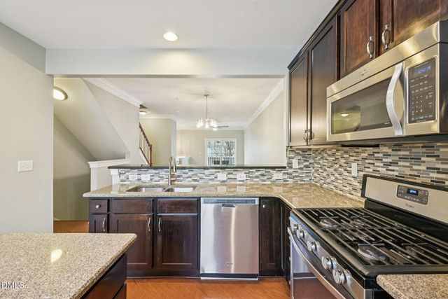 10510 Sablewood Drive 113, Raleigh, NC 27617