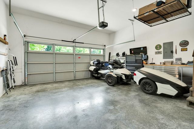 1302 Blythe Ferry Place NE, Cleveland, TN 37312
