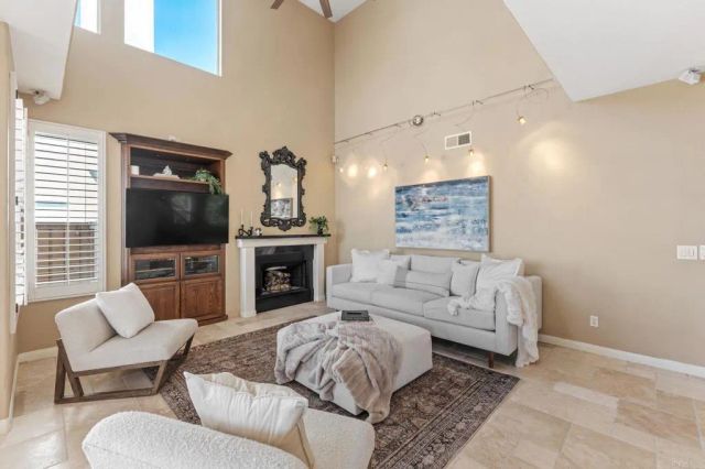 12204 Briar Knoll Way, San Diego, CA 92128