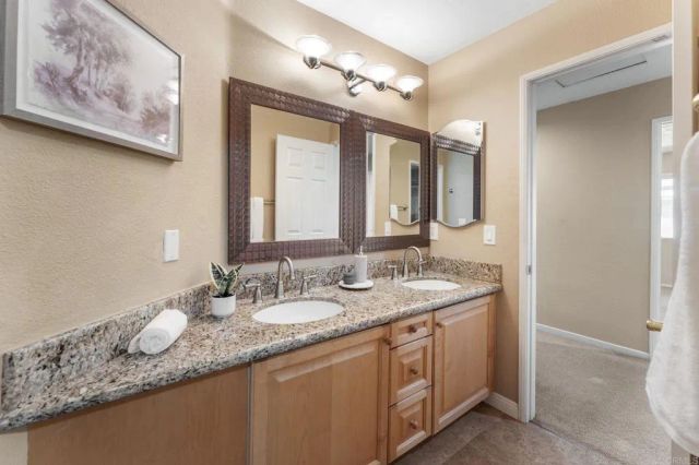 12204 Briar Knoll Way, San Diego, CA 92128