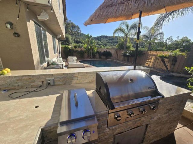 12204 Briar Knoll Way, San Diego, CA 92128