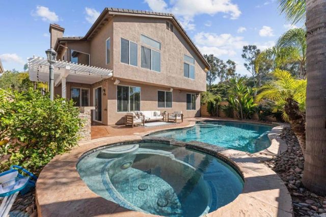 12204 Briar Knoll Way, San Diego, CA 92128