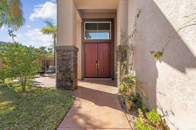 12204 Briar Knoll Way, San Diego, CA 92128